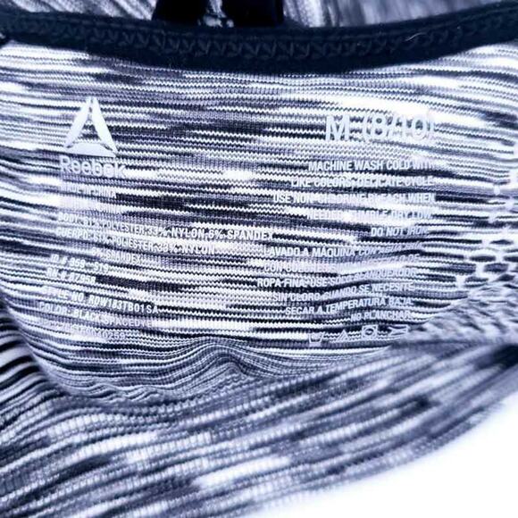 Reebok Sports Bra Wireless Medium Gray Heathered Excellent preowned condition - Picture 3 of 3